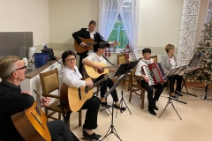 Dom_Seniora_Bryza_Retr_Band_01_20203